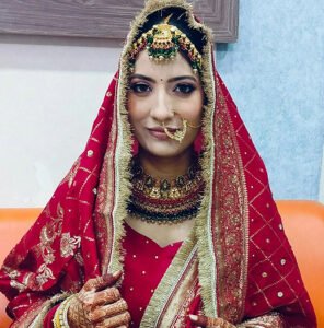 Professional bridal makeup artist in Delhi NCR providing VIP home service